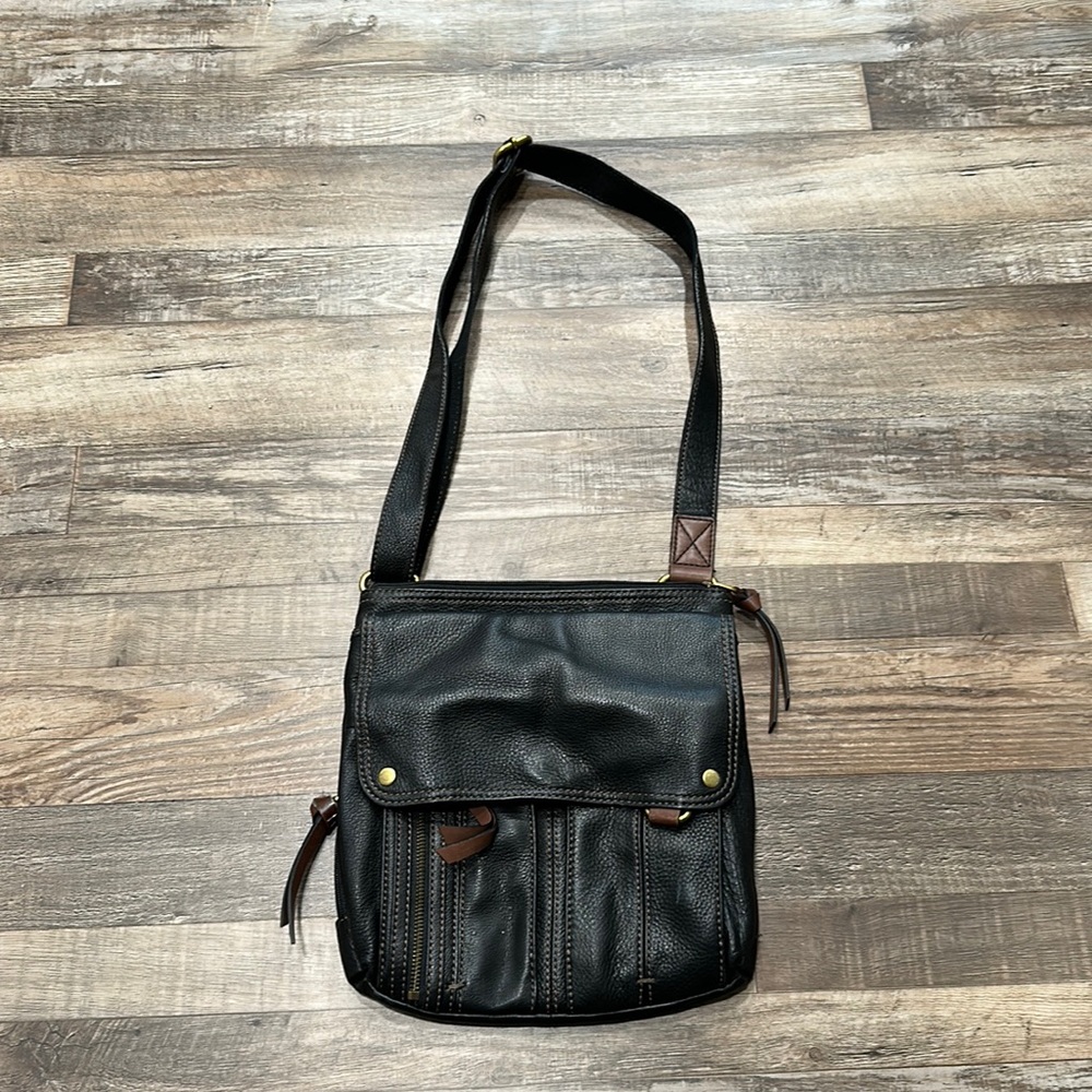 Fossil • black leather crossbody bag
